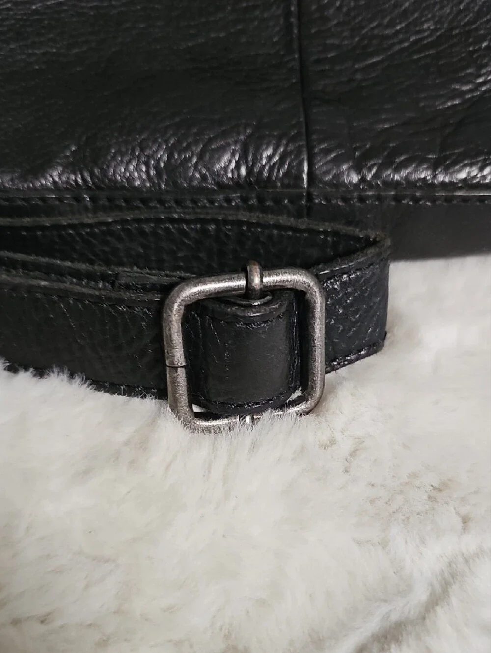 Vilenca Holland Black Leather Women’s Backpack